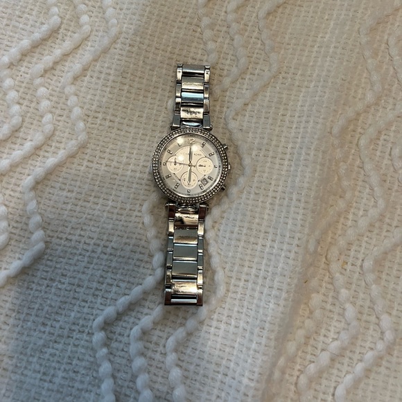 Michael Kors Watch - Picture 2 of 7